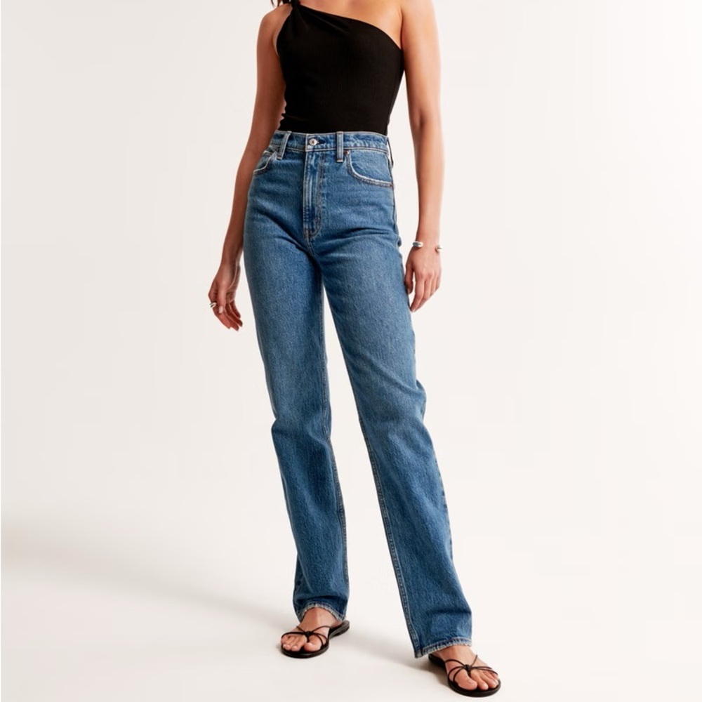 Abercrombie 90s straight ultra high rise